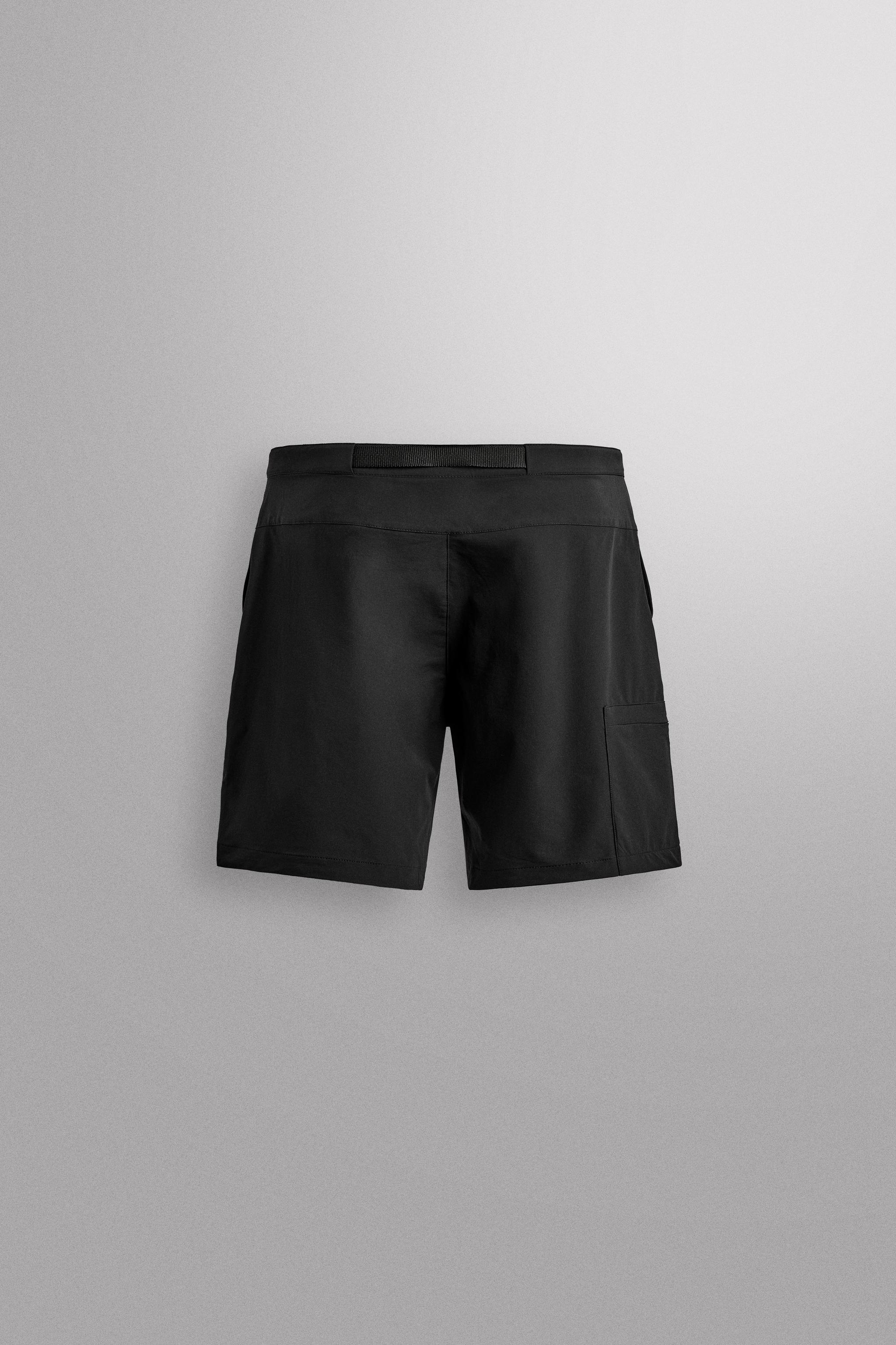 TECHNICAL CARGO SHORTS